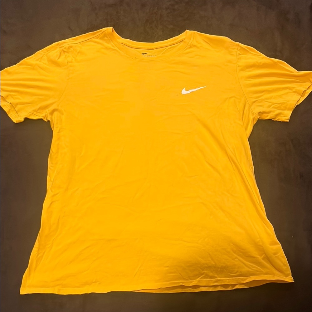 Nike Men's Yellow T-Shirt